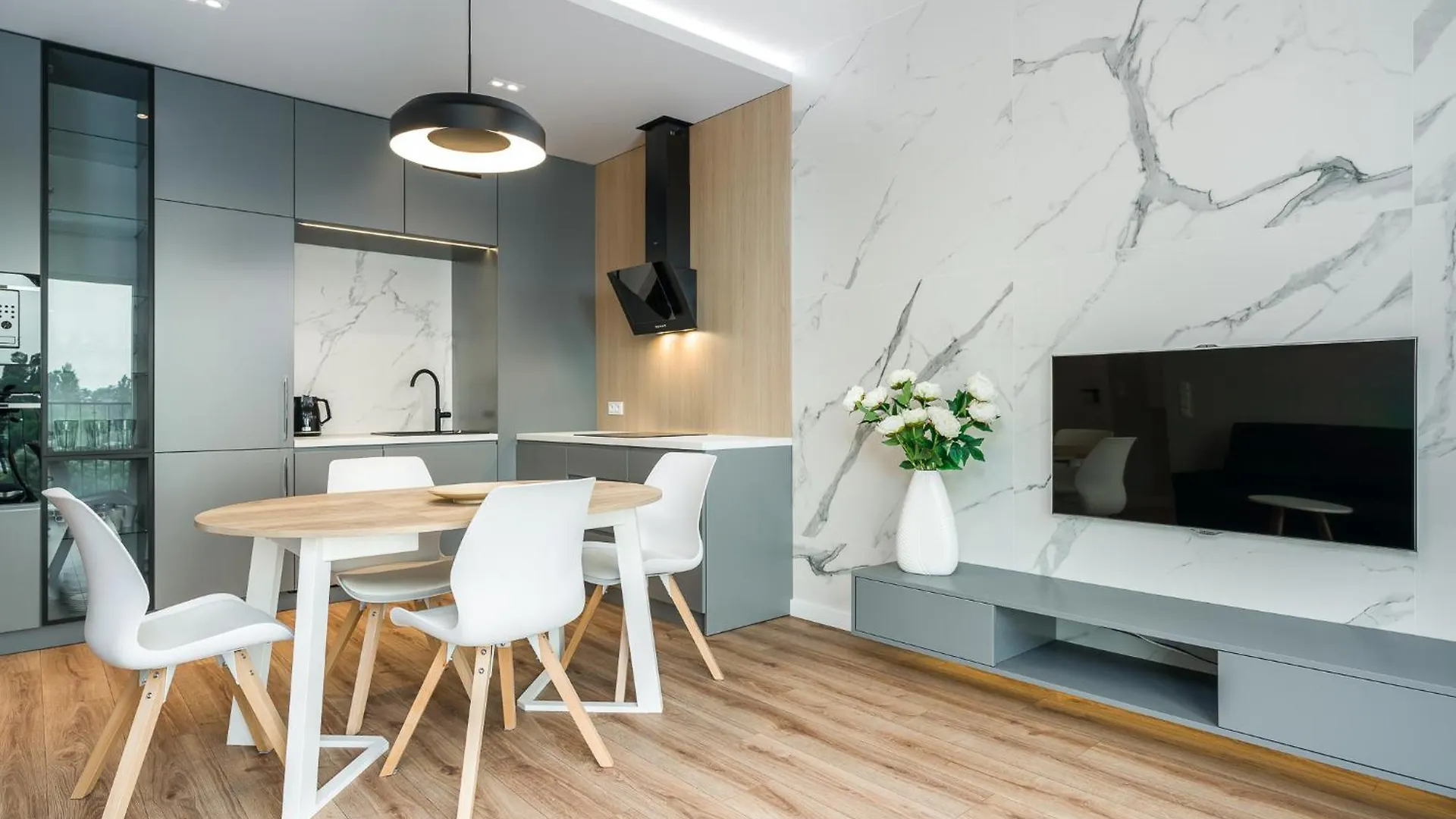 Sunny Garden Warta View Apartment Poznan