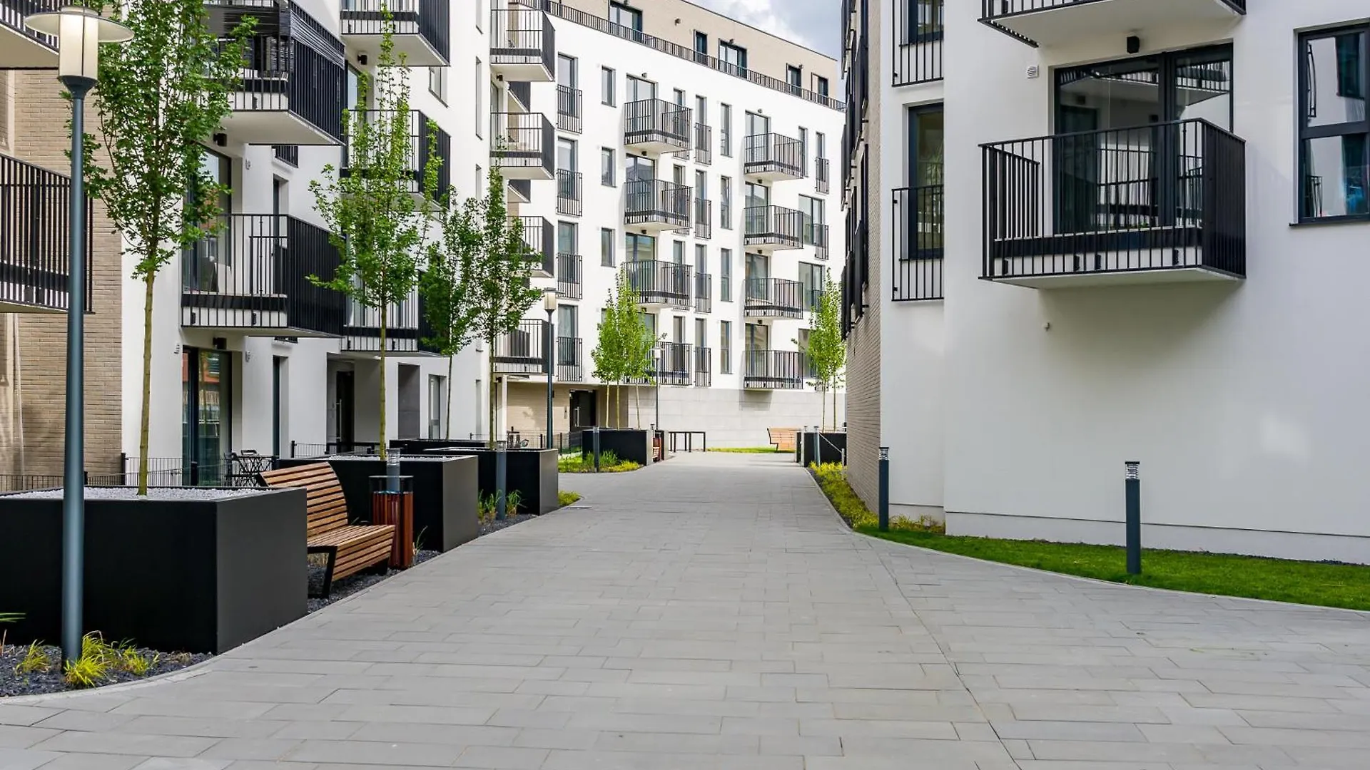Sunny Garden Warta View Apartment Poznan