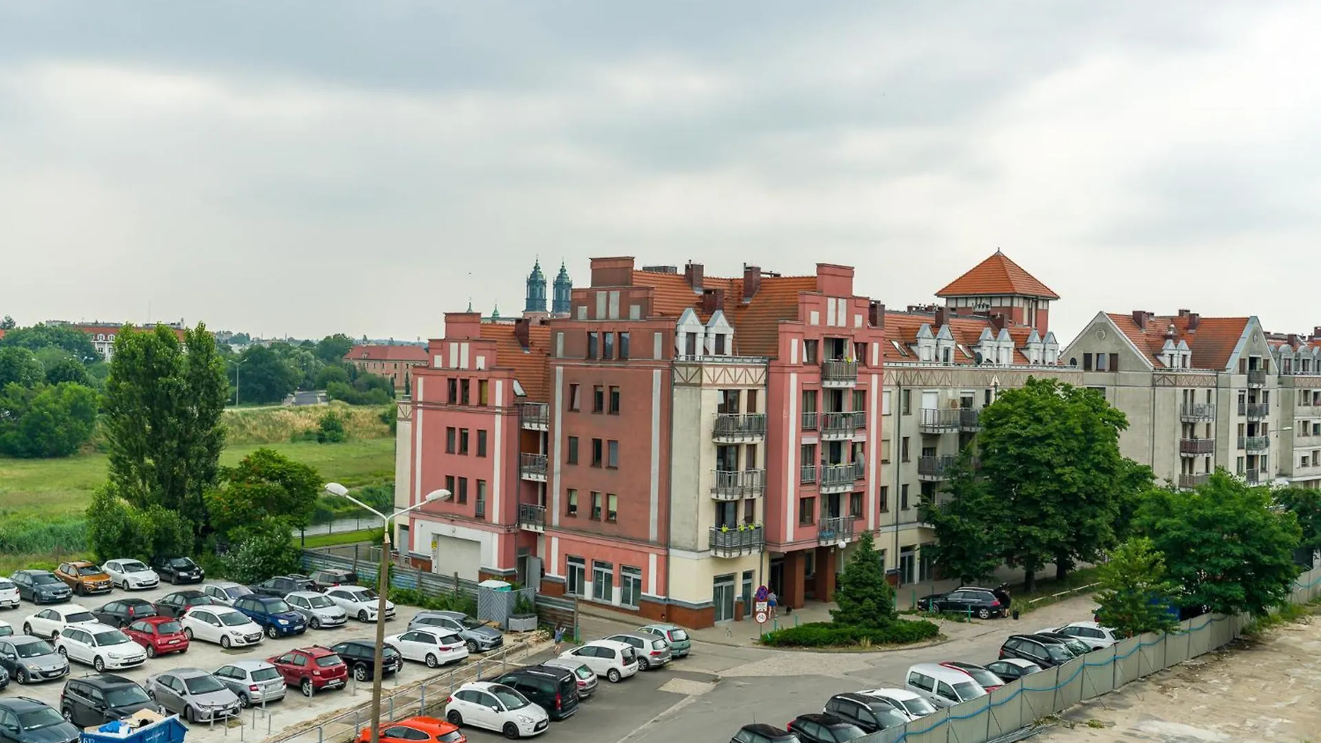 Sunny Garden Warta View Apartment Poznan